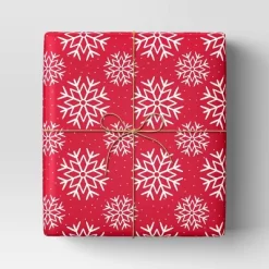 40" 220 Sq Ft Christmas Roll Wrap White Snowflakes On Red - Wondershop™