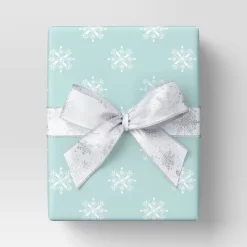 30” 20 Sq Ft Christmas Roll Wrap White Snowflakes On Light Blue - Wondershop™