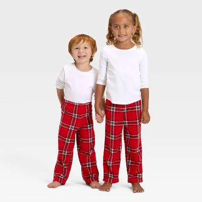 Toddler Plaid Microfleece Holiday Matching Family Pajama Pants - Wondershop™ Red 6 Toddler Plaid Microfleece Holiday Matching Family Pajama Pants - Wondershop™ Red - Image 4