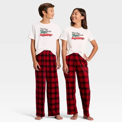 Kids' Plaid Microfleece Holiday Matching Family Pajama Pants - Wondershop™ Red/Black 6 Kids' Plaid Microfleece Holiday Matching Family Pajama Pants - Wondershop™ Red/Black - Image 4